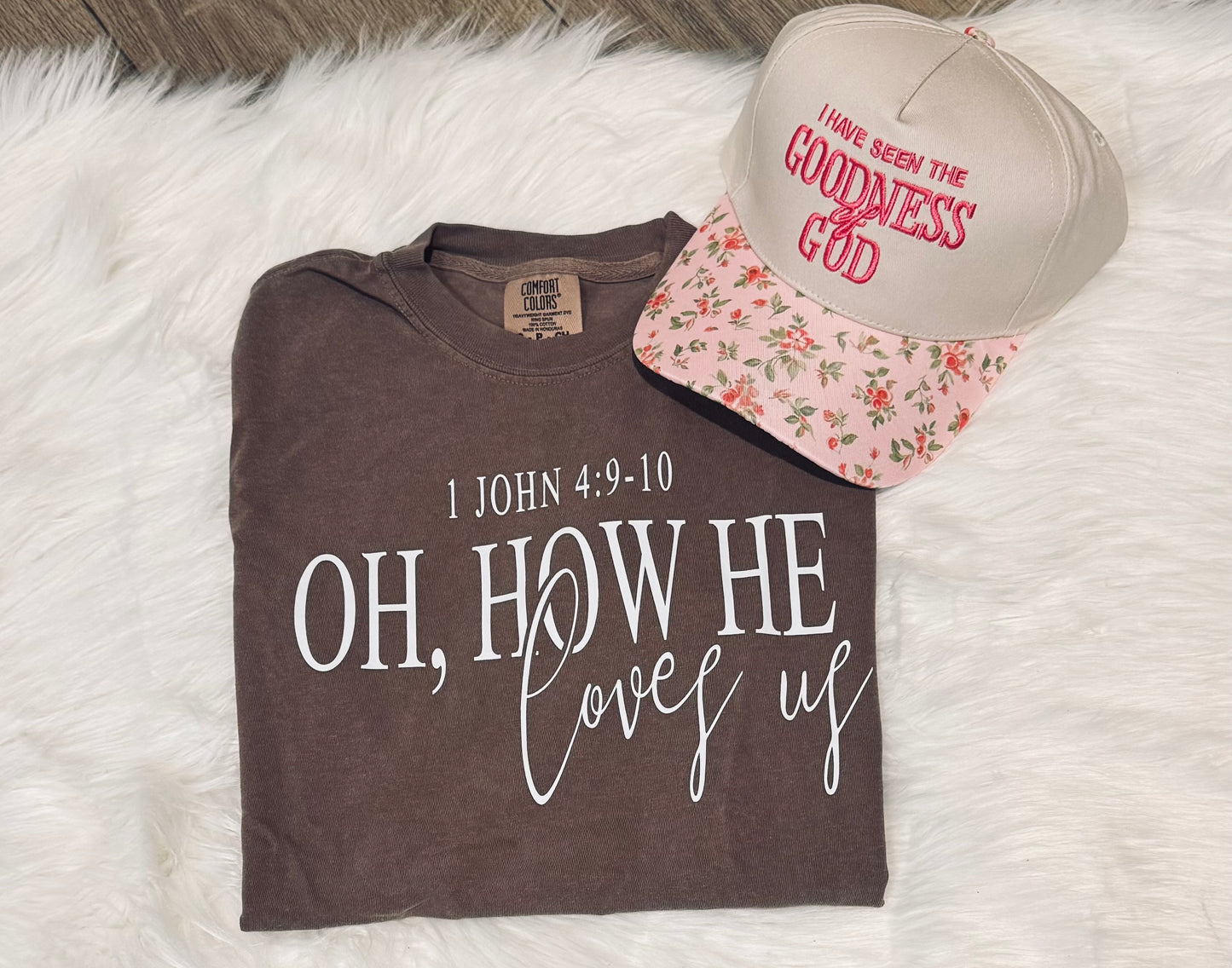Oh, How He Loves Us Tee